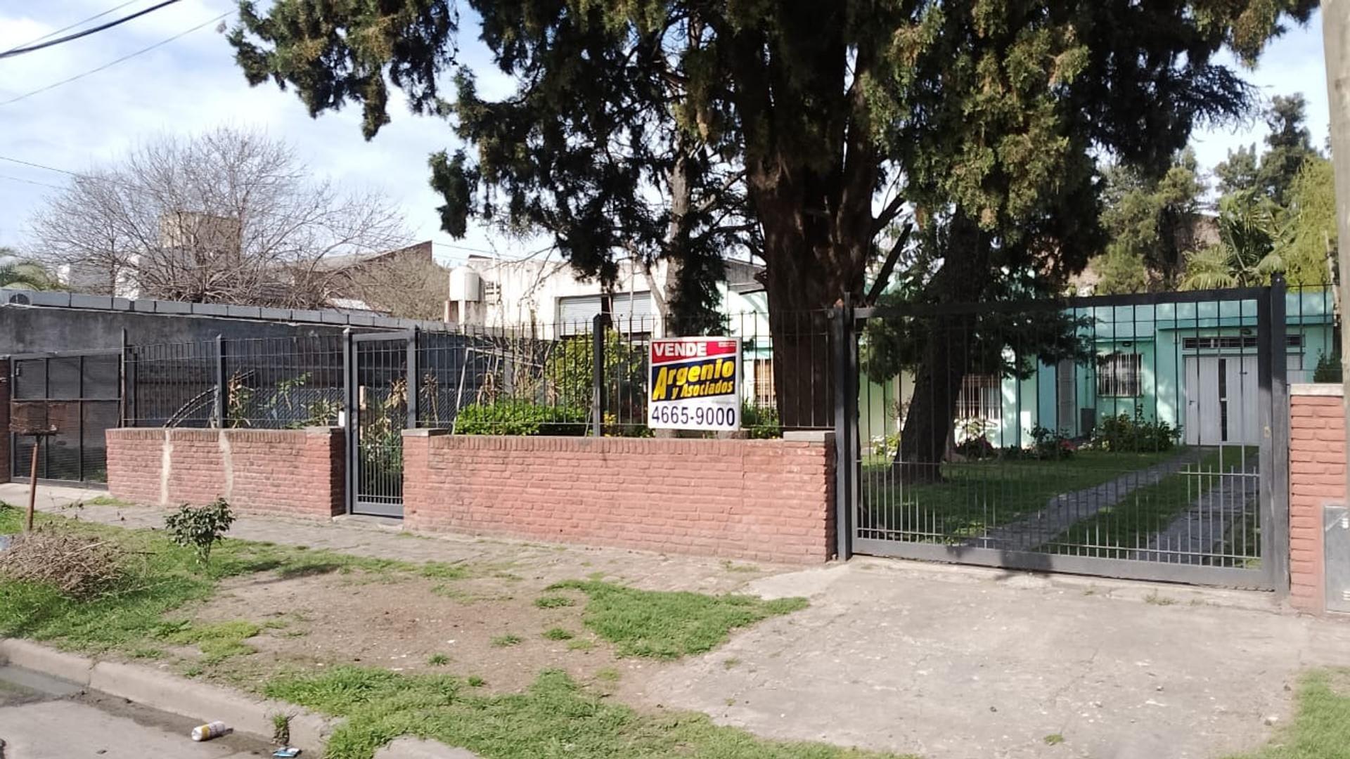 Solis 6700 - USD290.000 - Casa - en Venta