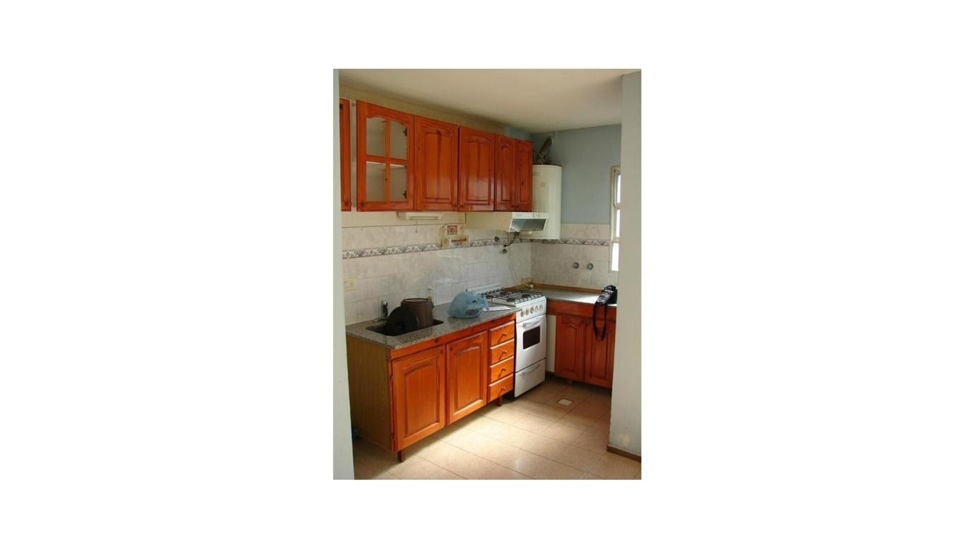 Pedro Diaz 2000 - USD69.000 - Tipo Casa PH - en Venta