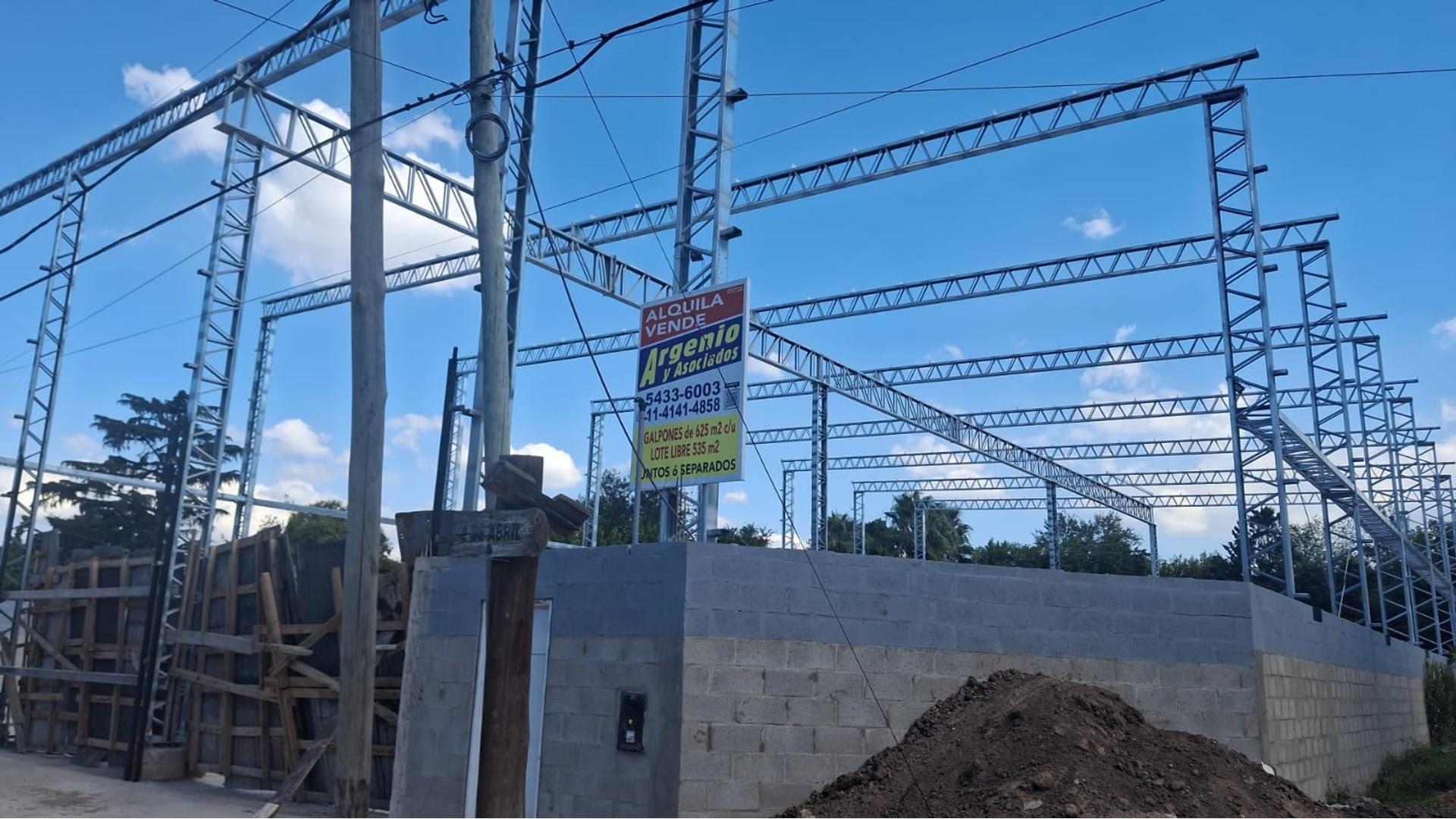Moreno 2 De Abril Esq. Tte. Origone - ARS6.000.000 - Galpón - en Alquiler