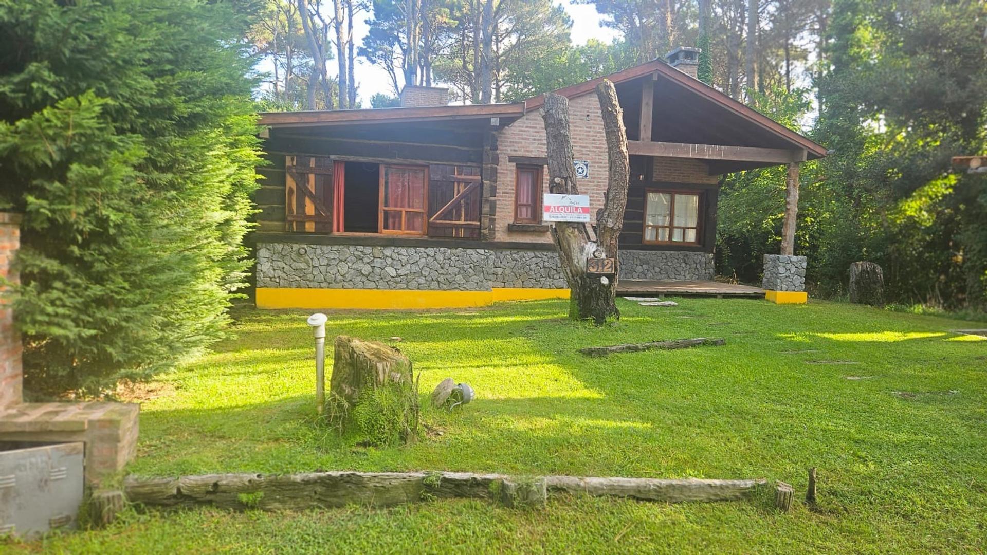 Los Girasoles 300 - USD189.000 - Casa - en Venta