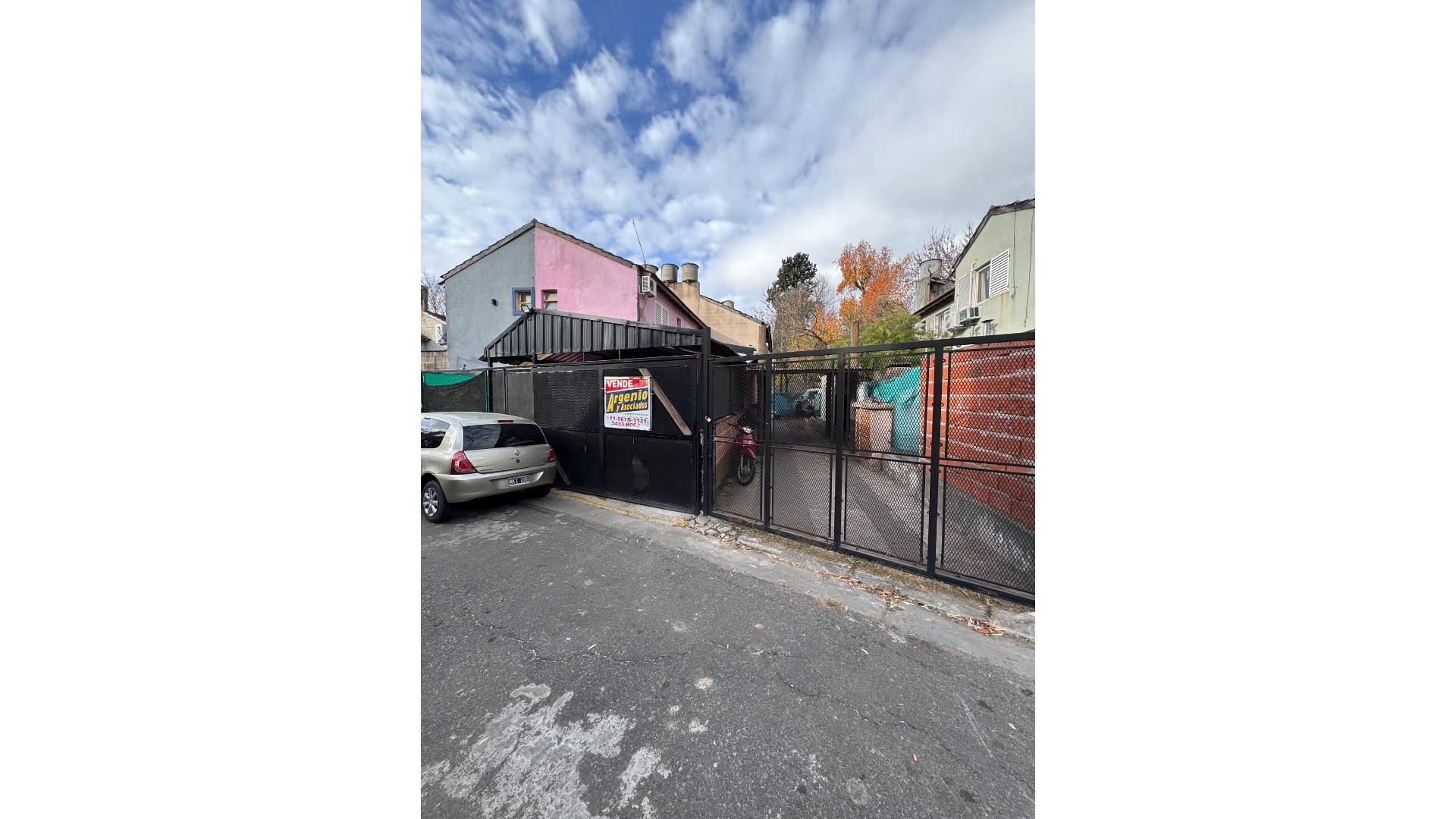 Pedro Díaz 2100 - USD54.000 - Casa - en Venta