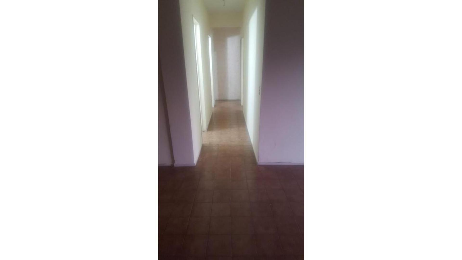 Falucho 100 - USD95.000 - Departamento - en Venta